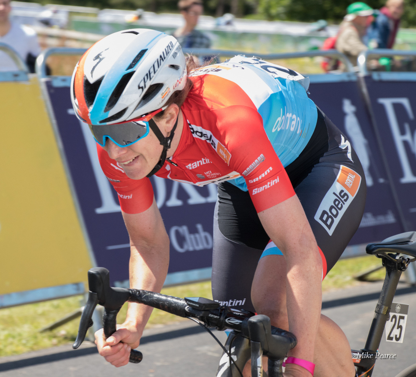 Women's Pro Cycling Deep Reality Photography